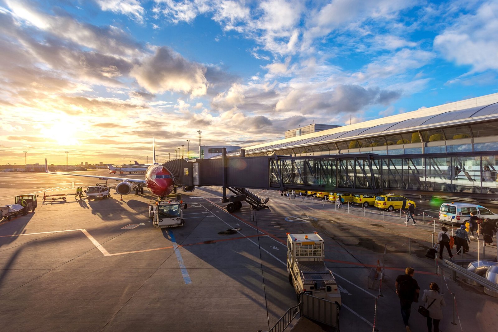 Where to Eat at New York Airports: The Ultimate Food Guide for Travelers Flying Through NYC